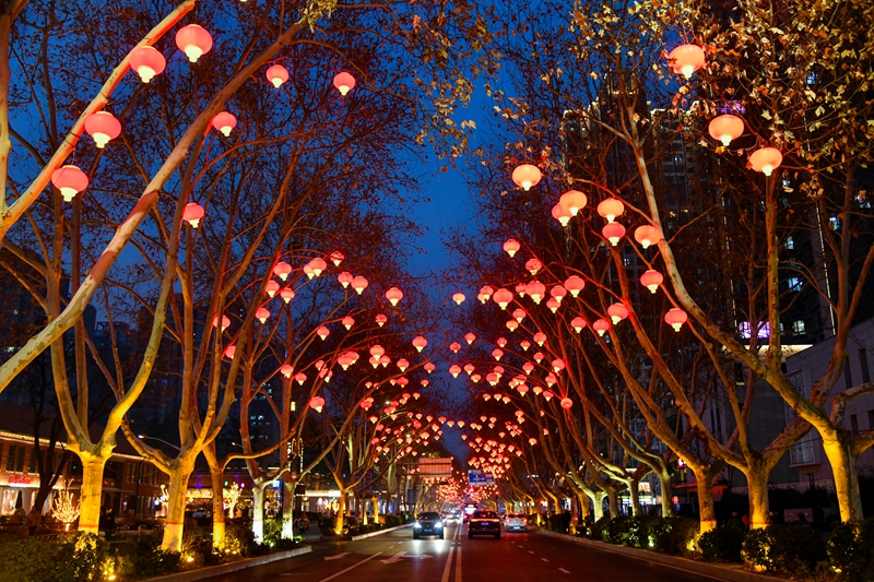 除夕到初八天天有！春节期间全市景观照明开启喜庆温馨的申城夜景和你一起过龙年！